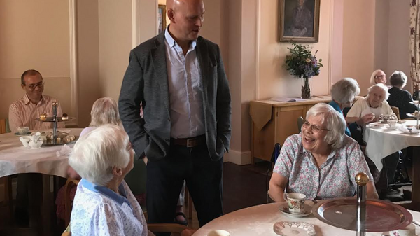 Max speaking to local pensioners